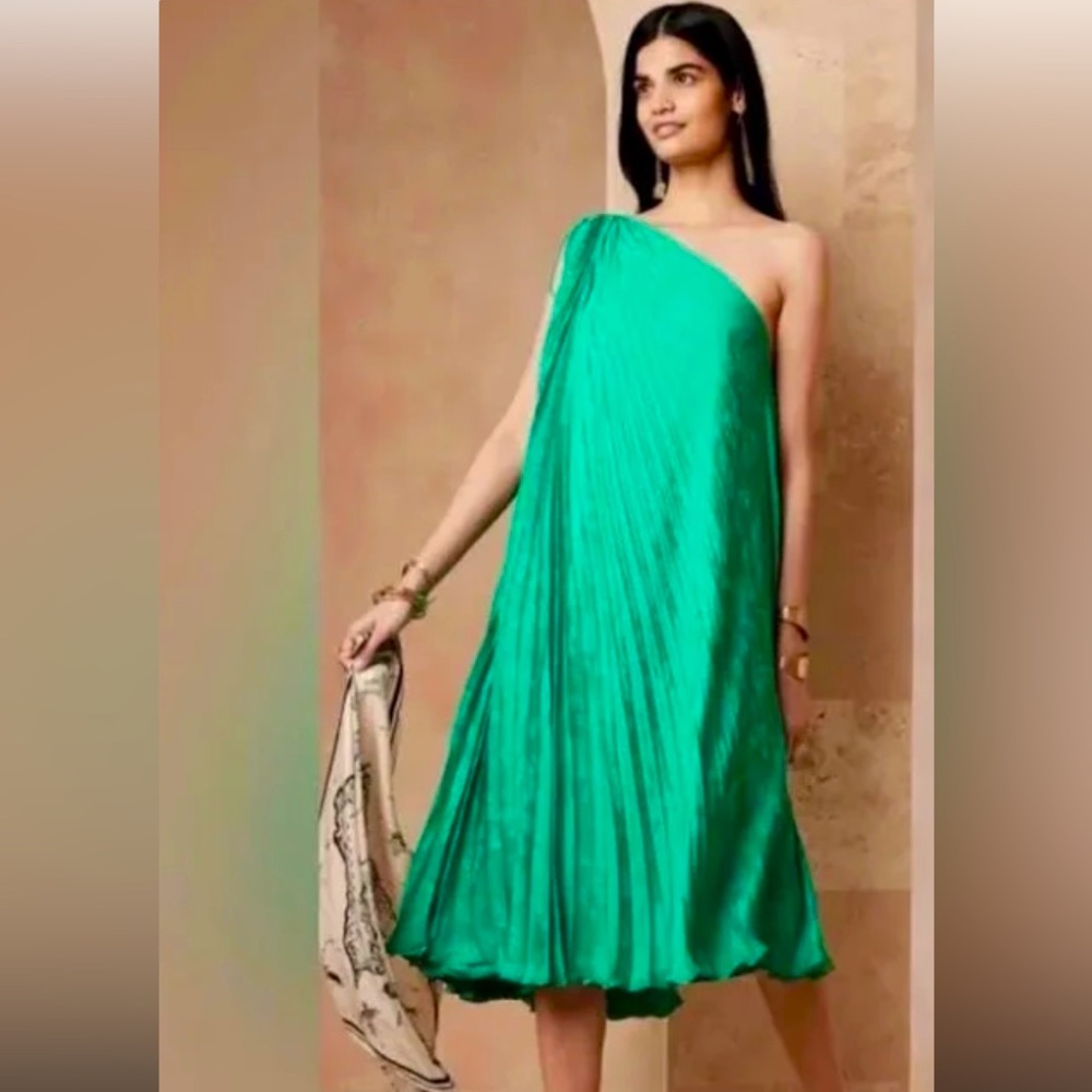 NWT Banana Republic Radiant One-Shoulder Dress Cabana Green (M)